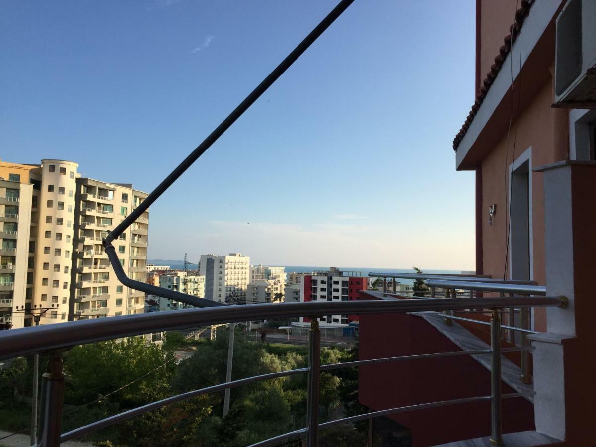 Hotel Moris Kryemëdhej Εξωτερικό φωτογραφία